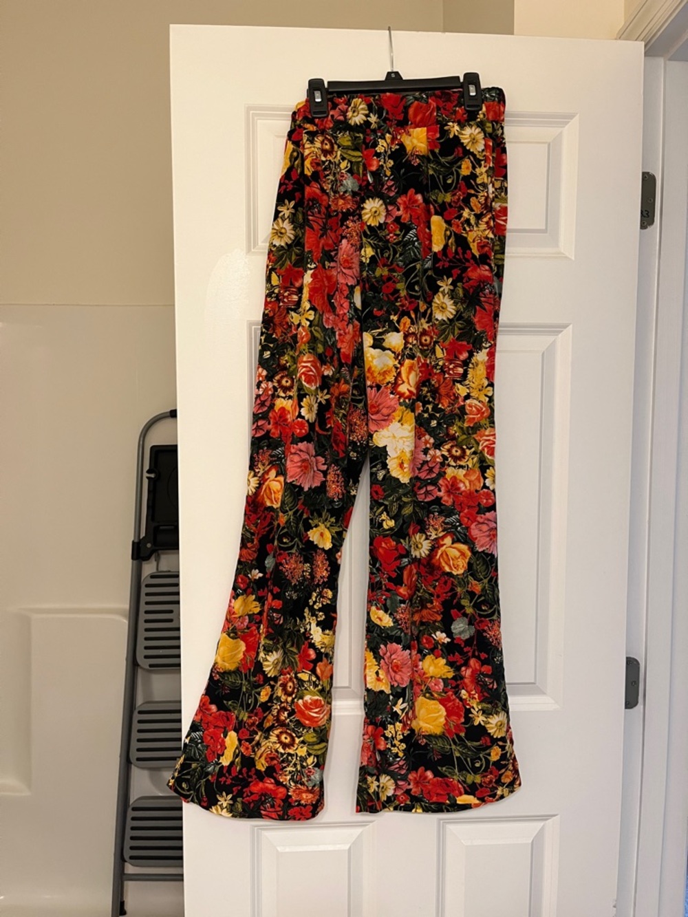 Wayf Floral Wide-Leg Pants - Bold Red & Yellow Floral